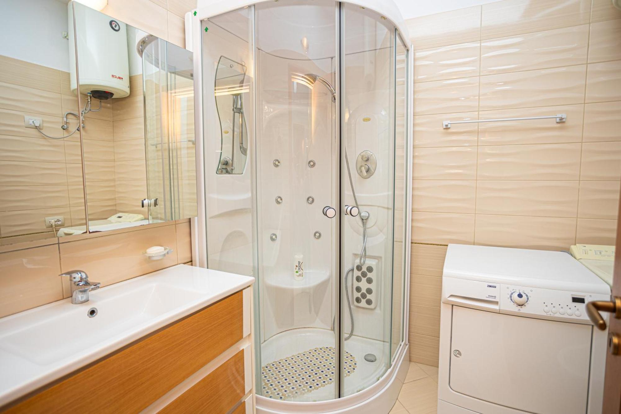 Amazing Sea View 2 Bedroom Wlora